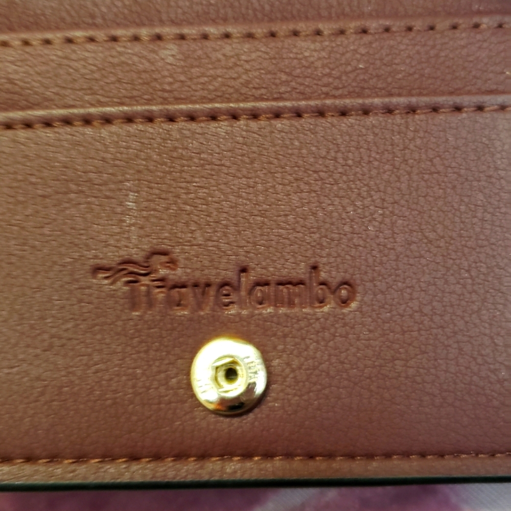 Women's wallet for credit cards